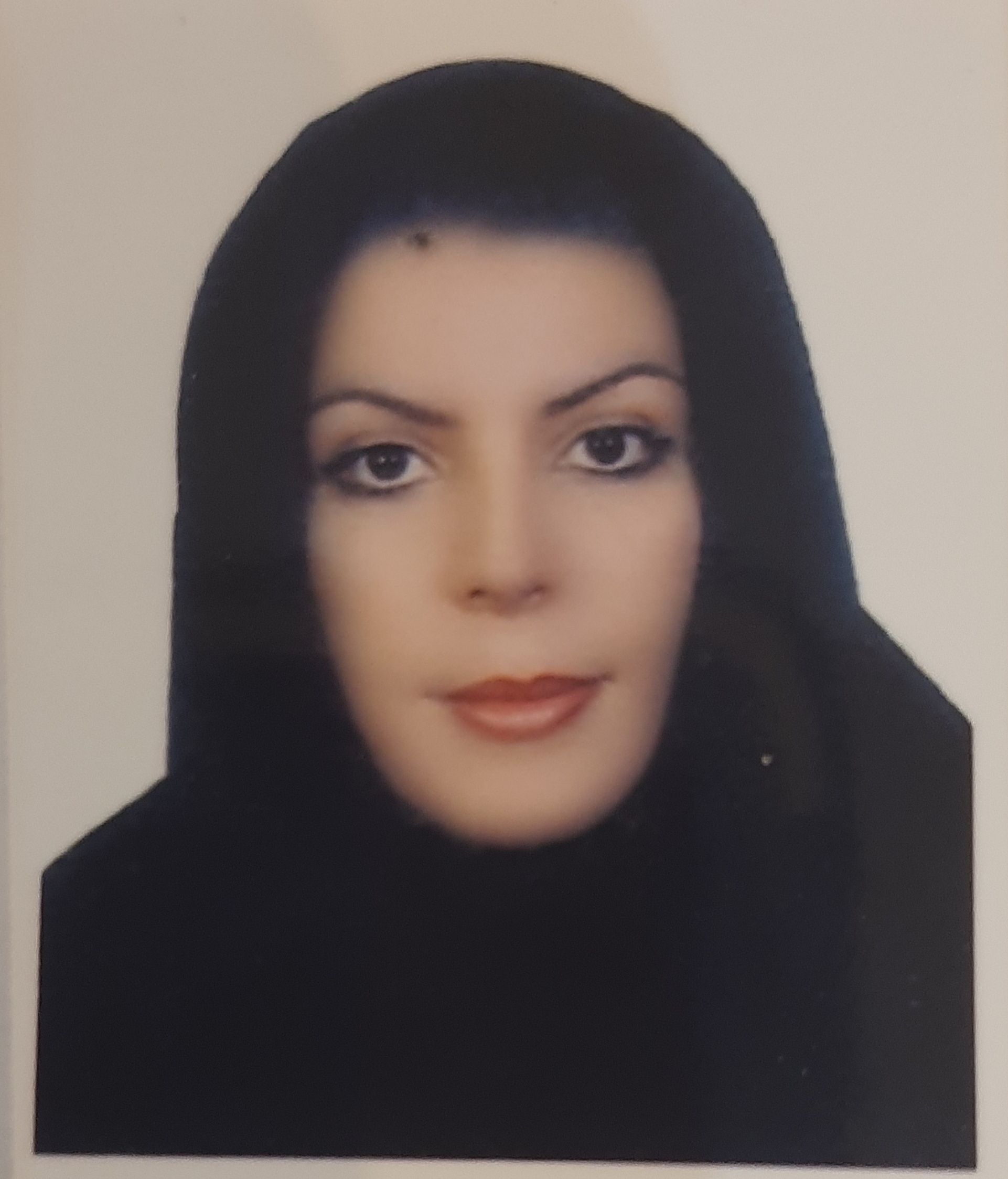 نسرین صالح
